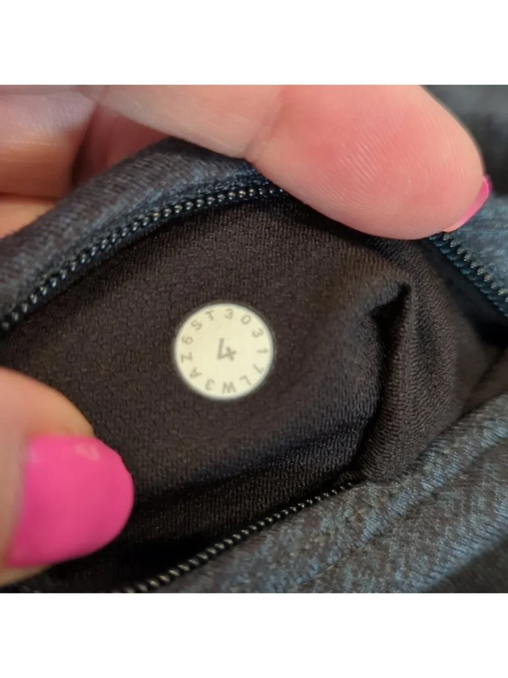 Lululemon Extra Mile 1/2 Zip Heathered Nocturnal Teal / Black